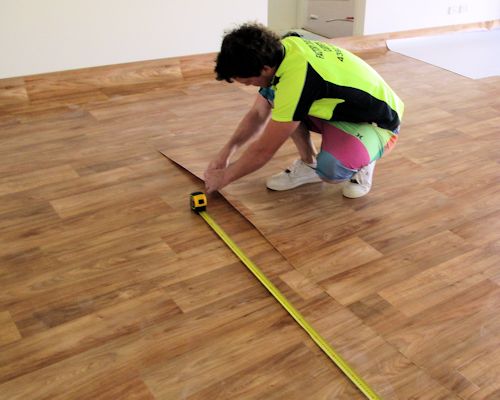 Lay Flat Vinyl Cutting And Fitting, How To Hide Seams In Vinyl Flooring
